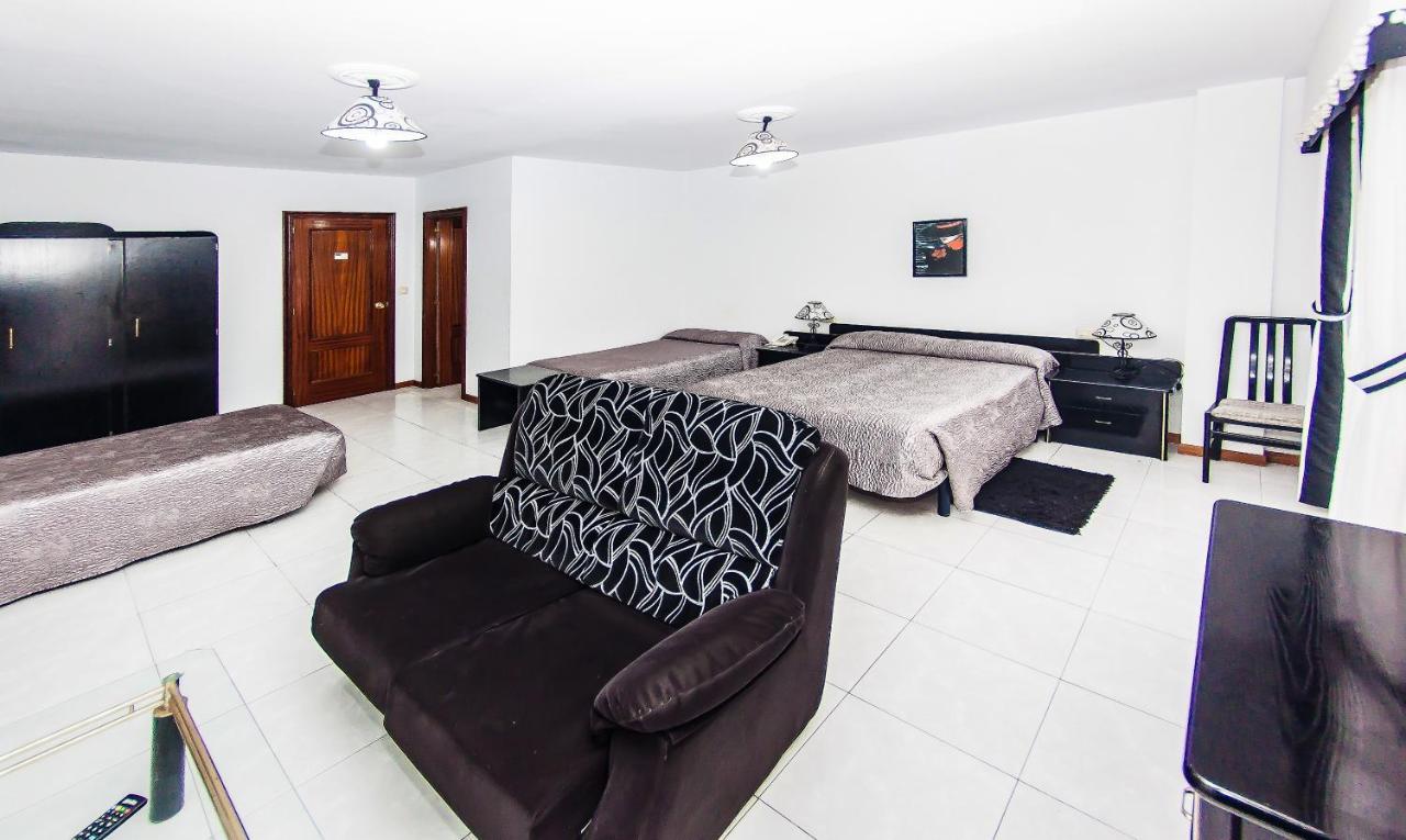 Hotel Restaurante Xaneiro Melide Dış mekan fotoğraf